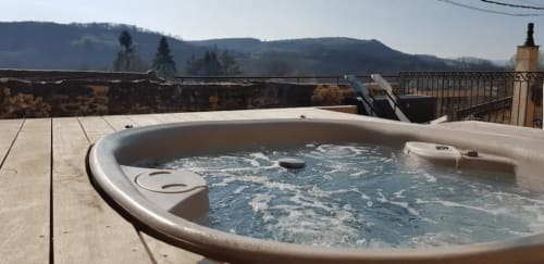 bed and breakfast with jacuzzi - relax for a weekend - bed and breakfast near Lyon - Les Terrasses Dorées in Beaujolais