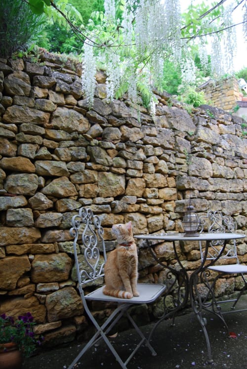 stay near Lyon - getaway for two - bed and breakfast near Lyon - Les Terrasses Dorées in Beaujolais