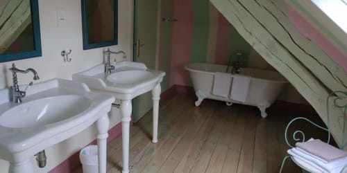 Chambre avec salle de bain à Paluel | Le Domaine de Bertheauville