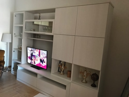 Villa Lesina, Puglia, vista lago - Appartamento Giustina - salone con TV