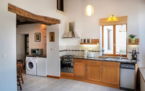 Fully equipped kitchen, house for rent in Cussay in Indre-et-Loire, Arc en ciel, France. 