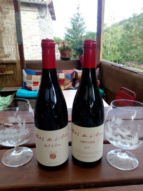 Bouteille de vin, restaurant Barnas, Barnas, France. 