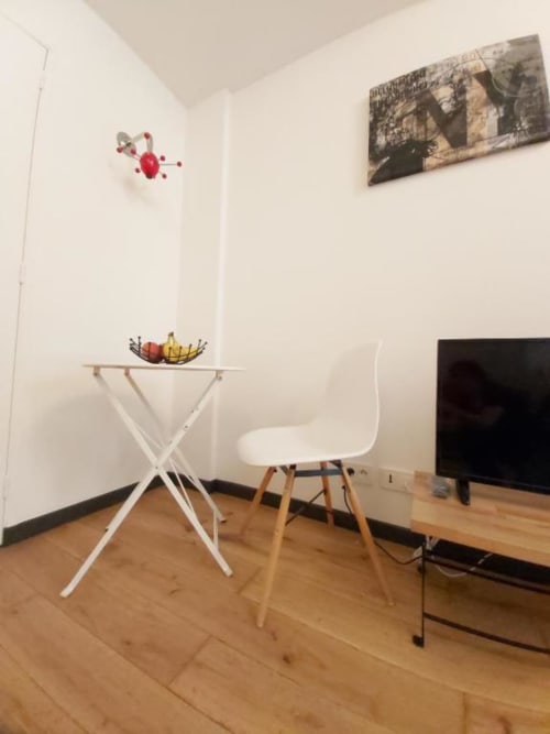 studio pour deux - salon et Tv - Location Appartements - Le Saint Georges à Villefranche-de-Rouergue