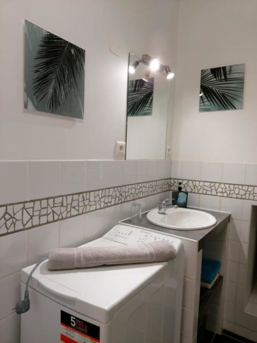 studio équipé - machine à laver - Location Appartements - Le Saint Georges à Villefranche-de-Rouergue