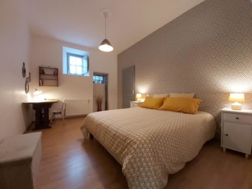 chambre double - escapade en amoureux - Location Appartements - Le Saint Georges à Villefranche-de-Rouergue