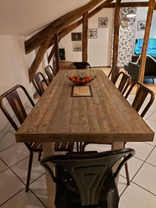 salle à manger - loft pour 8 personnes - Location Appartements - Le Saint Georges à Villefranche-de-Rouergue