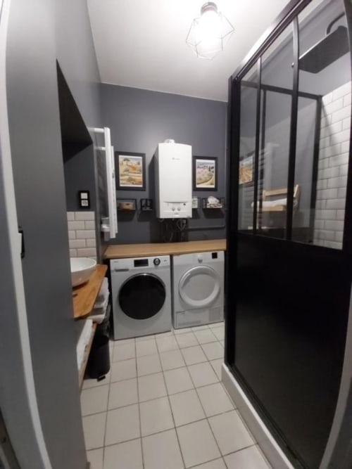 loft entièrement équipé - machine à laver - Location Appartements - Le Saint Georges à Villefranche-de-Rouergue