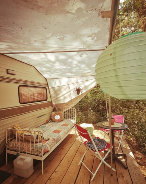 Nuit insolite en caravane en forêt | Gorges du Verdon | Mas des Pins  louer une caravane