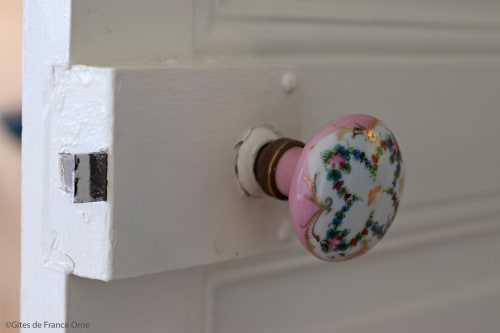 Poignée de porte, détails chambre d'hôtes, Cisai Saint Aubin. 