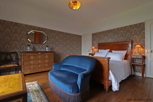 Chambre pour deux personnes, Domaine des Thomins, Chambre d'hôtes. 