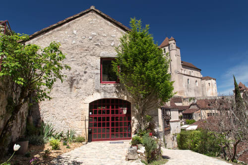 Exterior of the Maison Lapopie guest house.