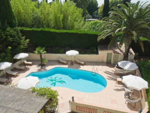 Hotel 3* with swimming-pool - Var - Les oliviers