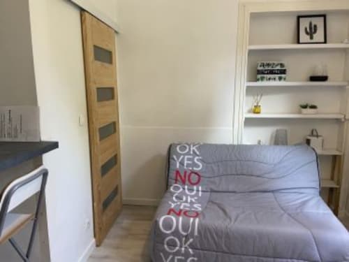 sofa bed - studio for 1 person - Cosy Rouen - Appart Hotel Rouen - Seasonal rental Rouen