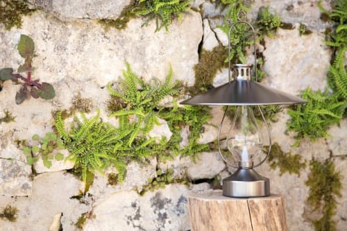 Decoration lamp against outside wall, guest room, Lot. 