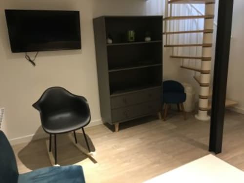 living room with TV - Cosy Rouen - Appart Hotel Rouen - Seasonal rental Rouen
