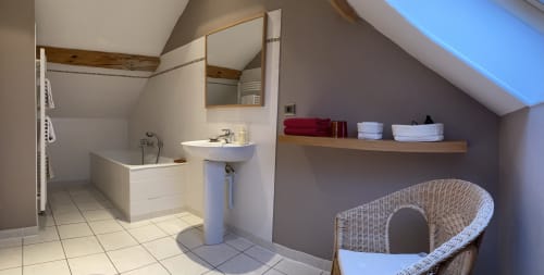 Salle de bain, chambre d'hôtes séjour en Champagne, Hermonville. 