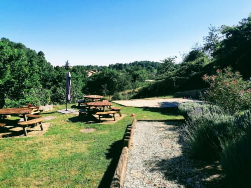 Gîte avec terrain de pétanque | Gîtes Le Mas Clémentine - Aubenas