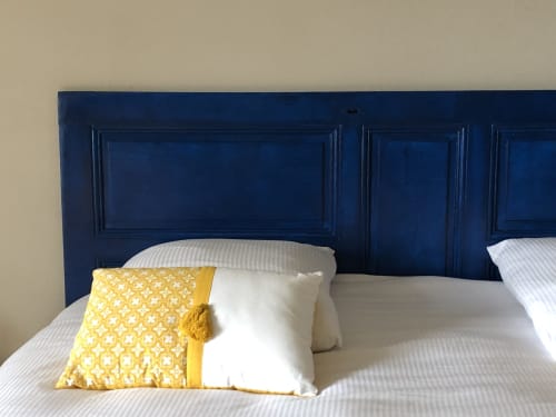 Chambre Capucine, Détails oreiller, chambre d'hôtes à Crémieux.
