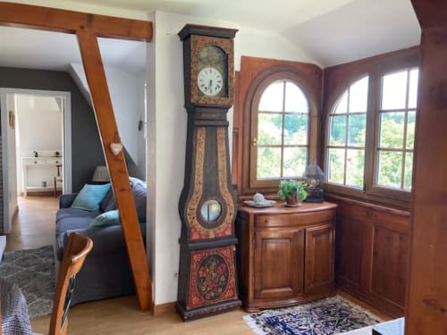 Authentic and warm interior of Le Clos d’Azel’s cottage in Flexbourg, Alsace.