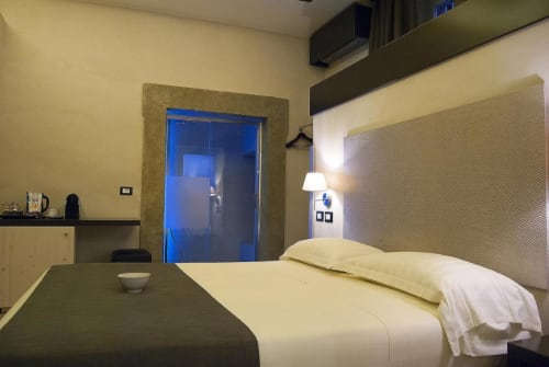 Campo de'Fiori Prestige Rooms -Camera classic matrimoniale con bagno privato nel centro storico di Roma