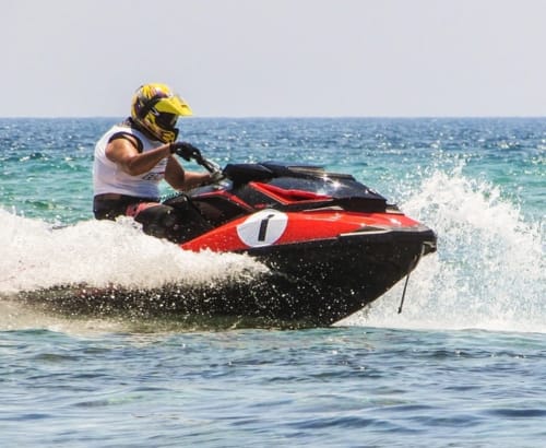 faire du jet ski corse - vacances corse - corse tourisme - Maison d'hôte Ajaccio - Perula di Machja - Alata Corse