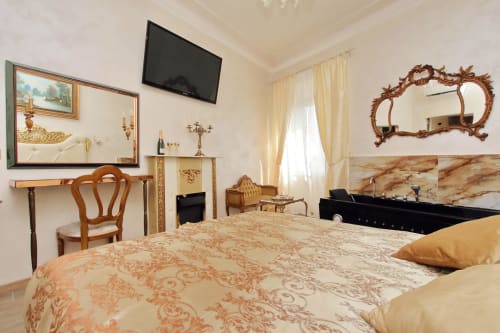 Suite con vasca idromassaggio di Just Chilling Suite, per soggiorni in coppia con bagno privato, in centro a Roma