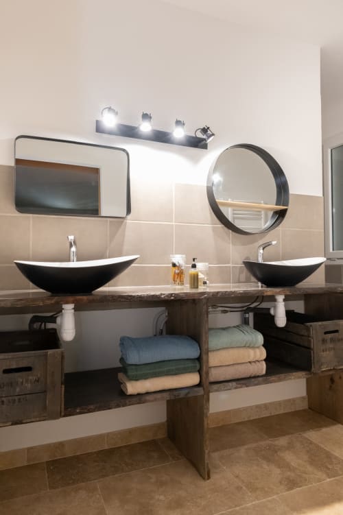 Salle de bain chambre Romarin Gîte Papy  Mas 9 Romanin