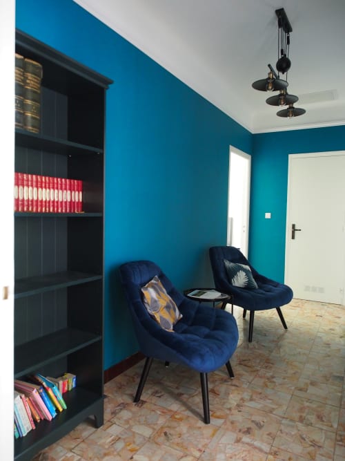 Couloir, avec fauteuil, La Villa Bell’Mar La Maison, Mèze.