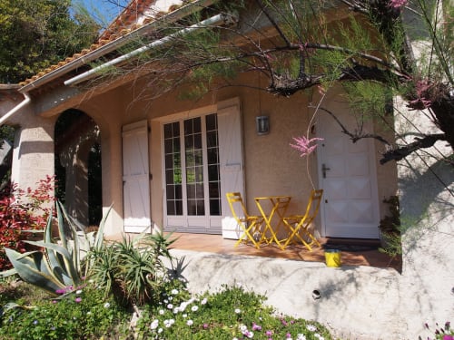 Extérieur, façade de villa Bell'Mar, appartement et maison à Mèze.