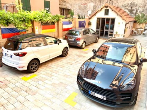 Parcheggio privato in centro a Genova | Virginia Rooms Genova