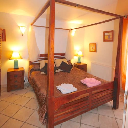 Chambre parentale - Gîte des Orgues de la Sybille - Ille-sur-têt - Pyrénées Orientales