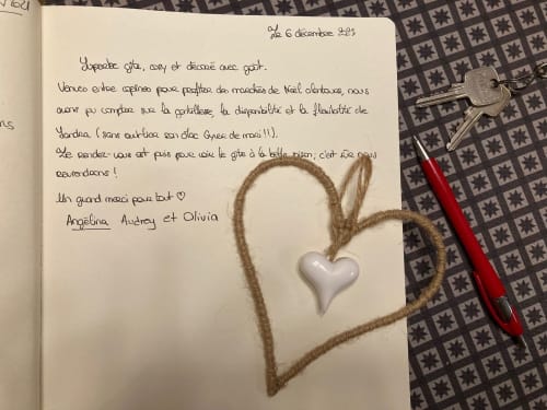 Avis témoignage client, le clos d'Azel, livre d'or.