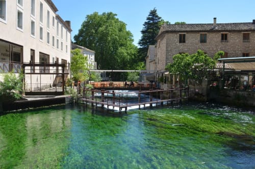 Fontaine de vaucluse, activités aux alentour, Luberon, provence, Mas d'Ange en provence.
