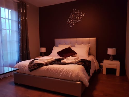 Suite Nuit de cristal - lumière d'ambiance - Chambres d'hôtes Le Clos Magedon - proche Versailles et Paris