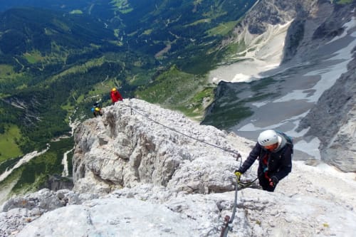 **Le Cairn de Morillon**  &  **Le Cairn de Samoëns**