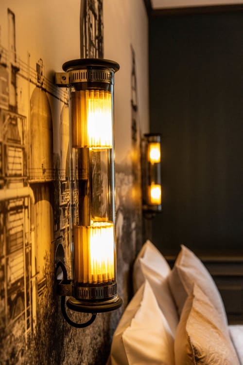 Lampe de chevet - Chambre standard - Hôtel Ô Château