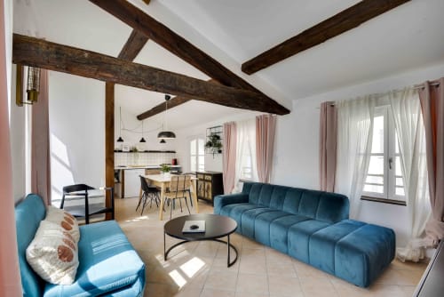 Spacieux salon - Hébergement de vacances - Les appartements de l'Alcazar - Centre ville Marseille