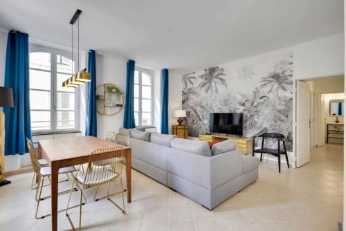 Salon lumineux - TV écran plat - Séjour en famille - Les appartements de l'Alcazar - Marseille
