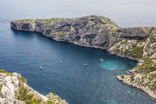 Balade près de Marseille - Logement de vacances - Les appartements de l'Alcazar 