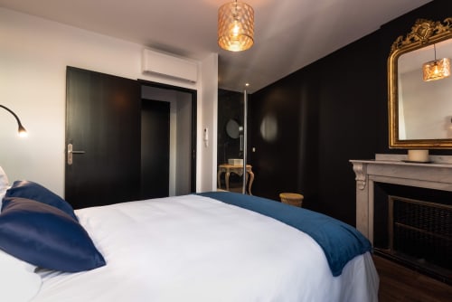 Chambre intimiste et romantique - esprit baroque - La terrasse de la tour pinte