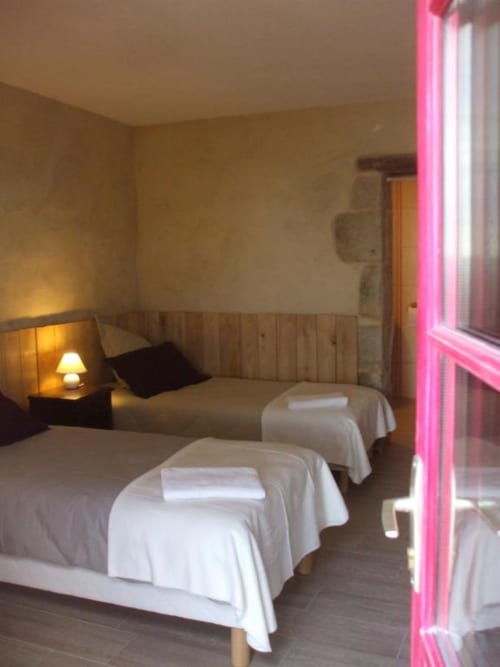 Chambre d'hôtes, lit jumeaux, Clermont Dessous, Les terrasses de Bessou.