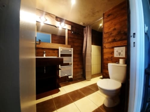 Gites La Conterie - salle d'eau