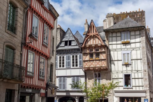 Quimper | Villadici Collection