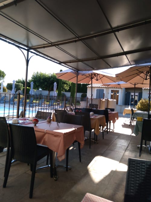Terrasse petit-déjeuner 