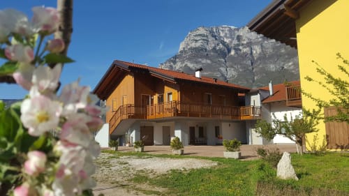 Agritur Clementi | camere in Trentino, camere vicino all’uscita dell’autostrada, camere vicino a Trento, piste sciistiche Paganella, piste sciistiche Monte Bondone, camere economiche vicine ad Andalo, Fai della Paganella, Lago di Molveno, Lago di Tovel, mercatini di Natale, piste down hill, guest card, Agritur vicino a piste ciclabili, Agritur in Trentino, Agritur vicino a Trento