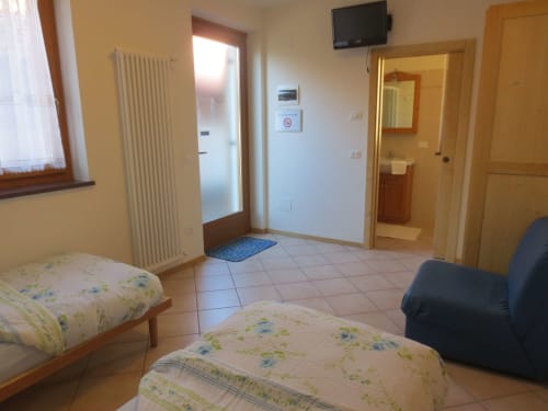 Agritur Clementi | camere in Trentino, Agritur in Trentino Alto Adige ,camere vicino all’uscita dell’autostrada, camere vicino a Trento, piste sciistiche Paganella, piste sciistiche Monte Bondone, camere economiche vicine ad Andalo, Fai della Paganella, Lago di Molveno, Lago di Tovel, mercatini di Natale, piste down hill, guest card, Agritur vicino a piste ciclabili, Agritur in Trentino, Agritur vicino a Trento, Agritur vicino all'uscita dell'autostrada
