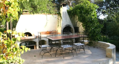 Gîte avec barbecue - proche Aubagne | Chambres d'hôtes et gîtes Le Laou