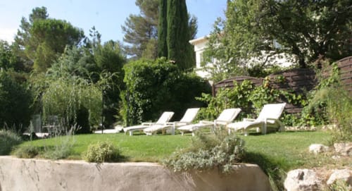 Location gîtes 4 personnes à Mimet | Chambres d'hôtes et gîtes Le Laou