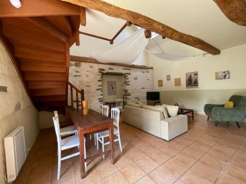 Espace salle à manger, salon, gîte Le Surcouf, Manoir de la Bégaudière, Gîte de charme, Mont-Dol.