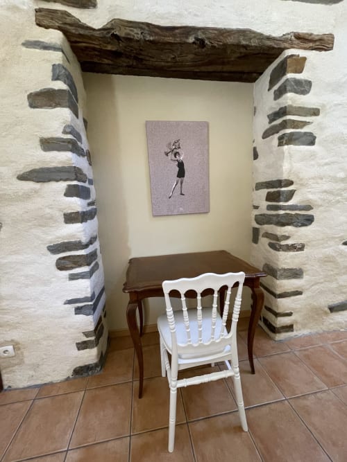Table et chaise, espace travail, gîte Le Surcouf, Manoir de la Bégaudière, Gîte de charme, Mont-Dol.